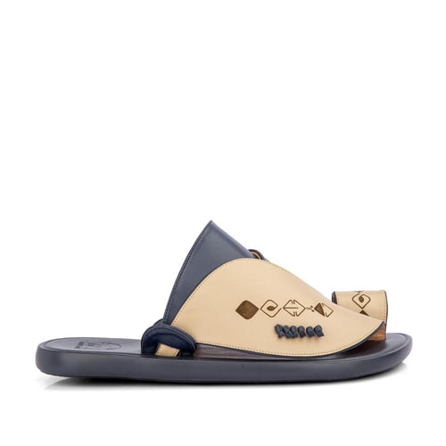 حذاء شرقي طبي جلد كحلي وبيج مطرز