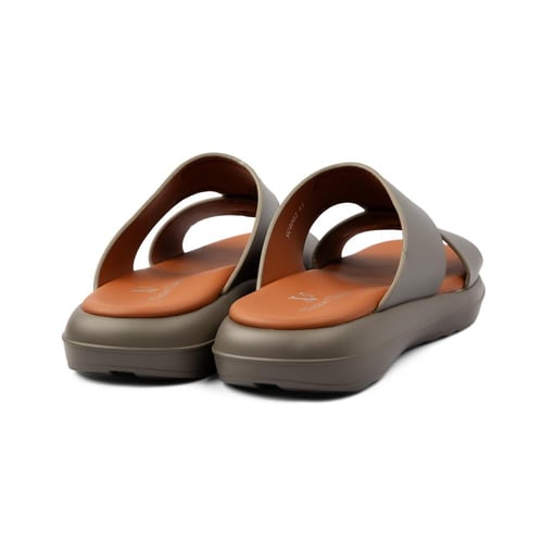 نعال خليجي جلد طبيعي رمادي وارصية عسلية ماركة فيكت...