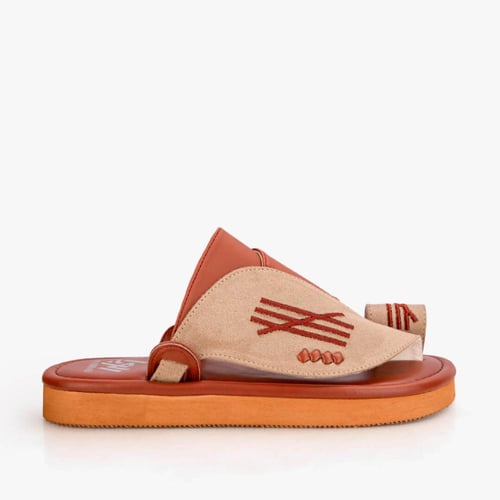 نعال سعودي وطني بيج وقرميدي مطرز