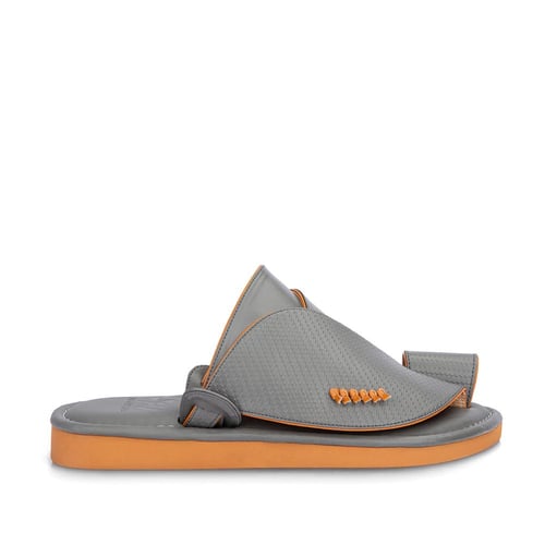 حذاء شرقي طبي من الجلد الرمادي