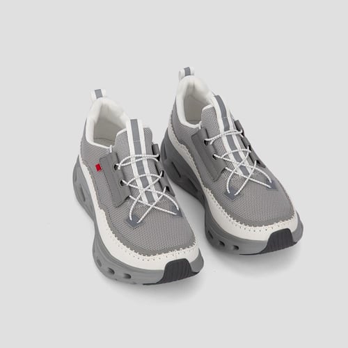 حذاء كاجوال رياضي أبيض ورمادي من ON