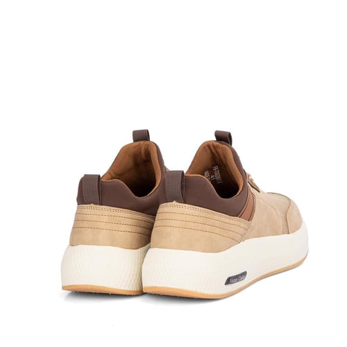 حذاء كاجوال قماش بيج مذهل بنعل طبي