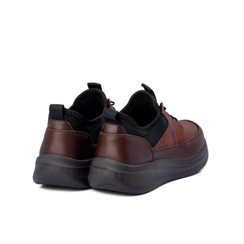حذاء كاجوال جلد طبي من فيكتور كلارك - بني قهوجي