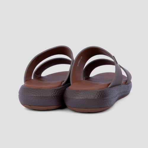 نعال شرقي طبي بني من فيكتور كلارك