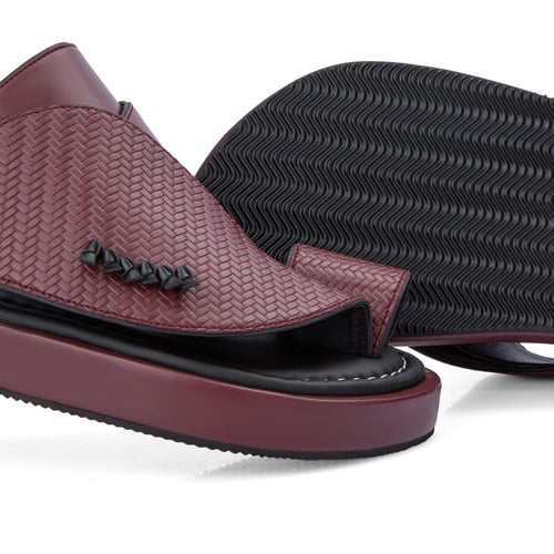 حذاء شرقي سعودي من الجلد الخمري الفاخر