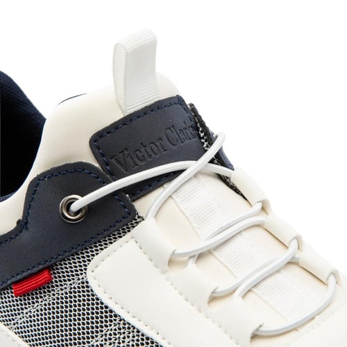 حذاء كاجوال رياضي عصري لون ابيض