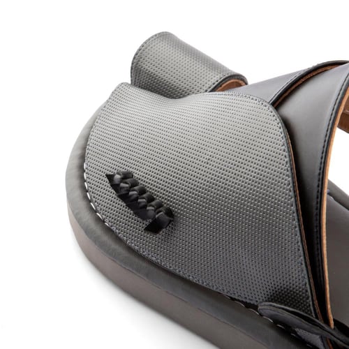 نعال سعودي طبي من الجلد الرصاصي والأسود المذهل