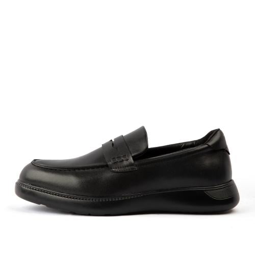 حذاء لوفر اسود أنيق من الجلد الطبيعي اللامع