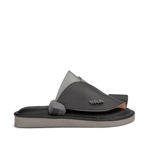 حذاء شرقي طبي من الجلد الاسود والرمادي الطبيعي