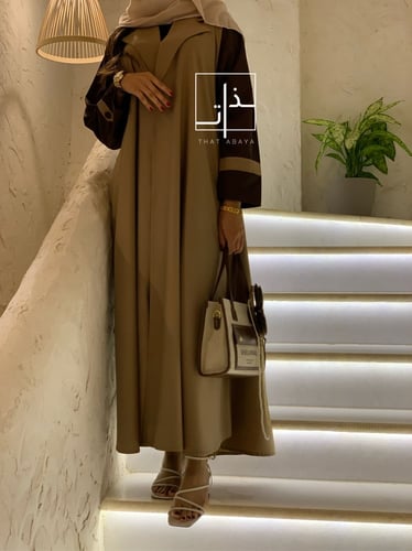 عباية بتصميم معطف + بقصه نصف كلوش #208