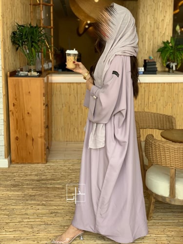 عباية حرير مزينة بـ الؤلؤ #229