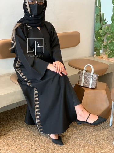 عباية مزينة بتطريز ذهبي فاخر #214