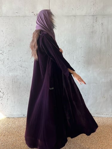 عباية مخمل كامل #260
