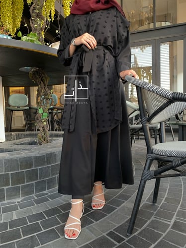 عباية بقطعة بمنقطة و حزام #201