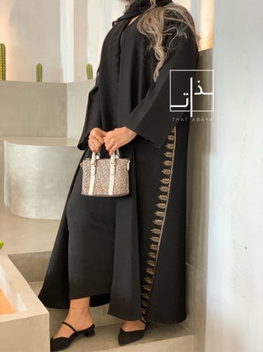 عباية مزينة بتطريز ذهبي فاخر #214