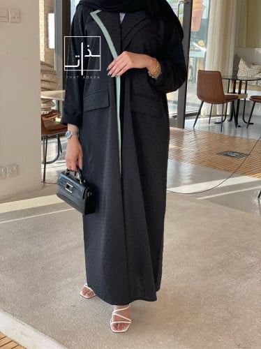 عبايه عملية بقماش منقط فاخر #194 تسليم فوري