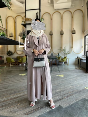 عباية مزينة بـ بروش #189