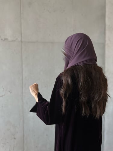 عباية مخمل كامل #260