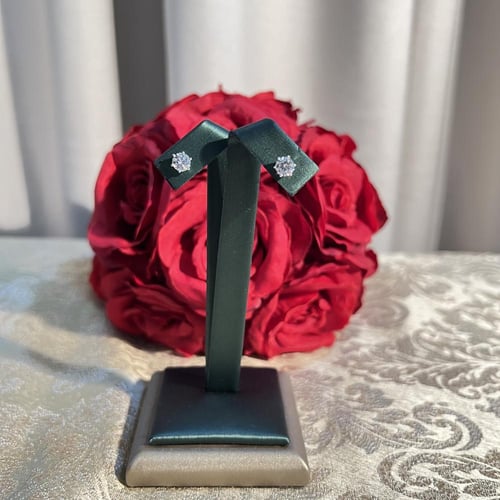 أقراط فضة 925 مع مويسانتي ألماس صناعي لامعة مع شها...