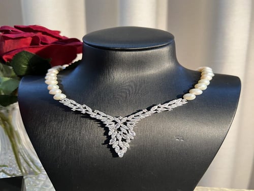 طقم لؤلؤ طبيعي زراعي مع فضة تركية قمة الفخامة