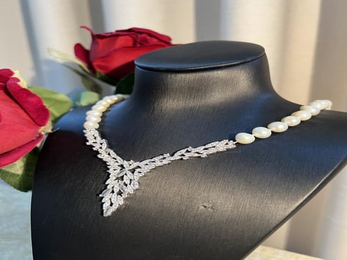 طقم لؤلؤ طبيعي زراعي مع فضة تركية قمة الفخامة