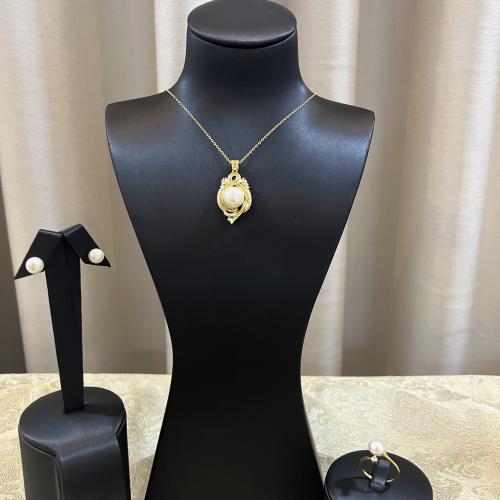 طقم فضة 925 ولؤلؤ طبيعي زراعي مطلي ذهب فاخر لامعة