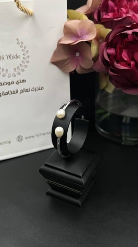 Silver bracelet and pearl Zraei