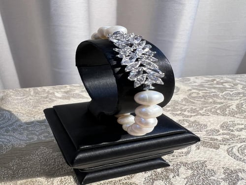 طقم لؤلؤ طبيعي زراعي مع فضة تركية قمة الفخامة