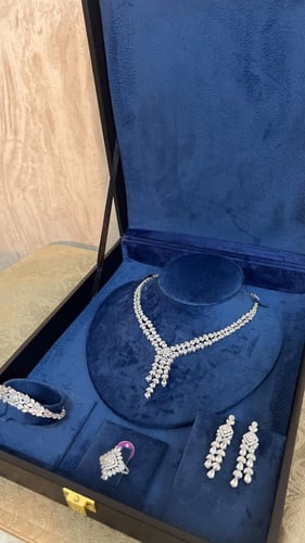 طقم مجوهرات زركون مناسبات فضي قمة الفخامة