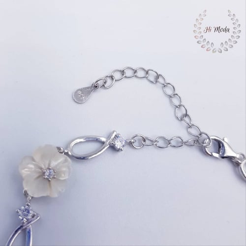 اسورة فضة ولؤلؤ زراعي فاخرة