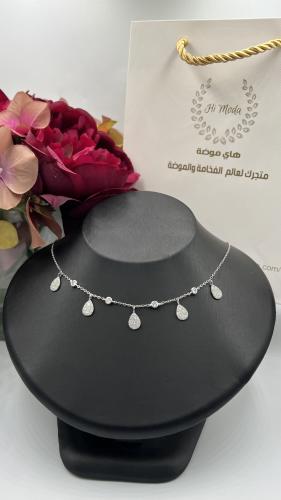 تشوكر فضة أنيق وعملي