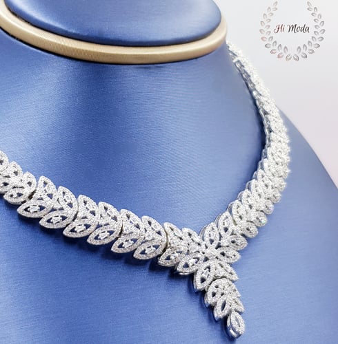 طقم زركون مناسبات فضي ملكي