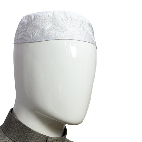 طاقية عاديه