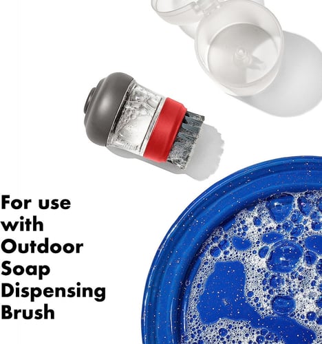 فرشاة غسيل أواني OXO مزودة بموزع صابون