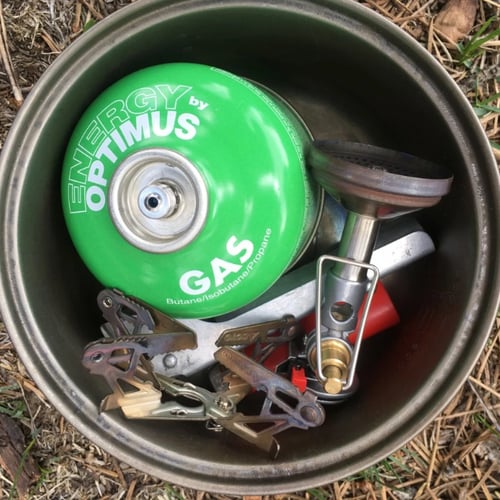 موقد سوتو ويند ماستر ( مزود بقداح )