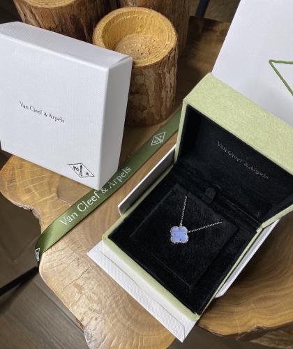 سلسال ڤان كليف فضي موف