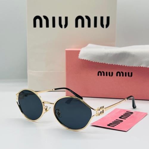 نظارة miu miu