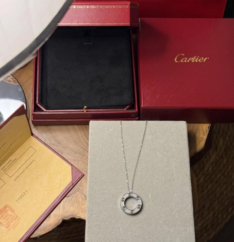 سلسال كارتيه Love زركون ماستر