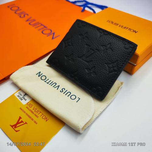 محفظة ‏Louis Vuitton
