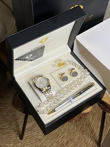 طقم ساعه فندربلو