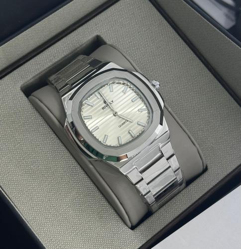 براند RIVOLY فضي مينا ابيض