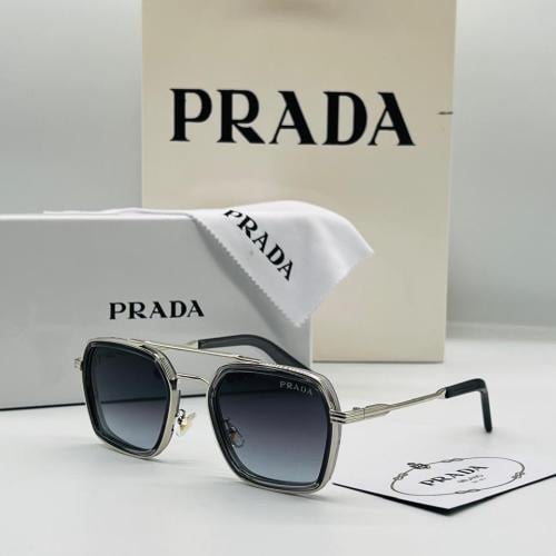 نظارة PRADA فضي