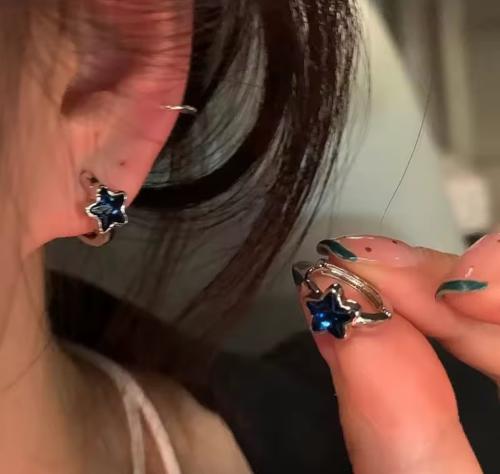 اقراط مجـرة