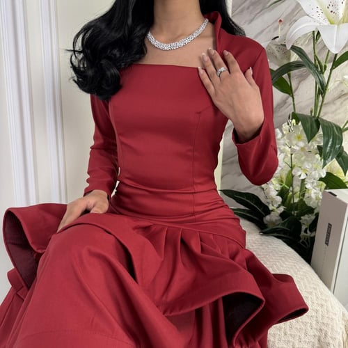 فستان منالا عودي اكمام