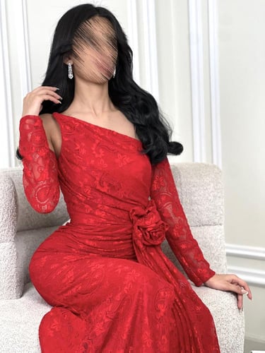 فستان دانتيل احمر