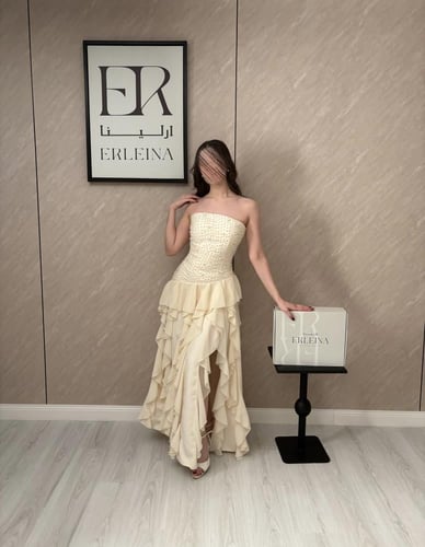 فستان مجوده دانتيل اوف وايت