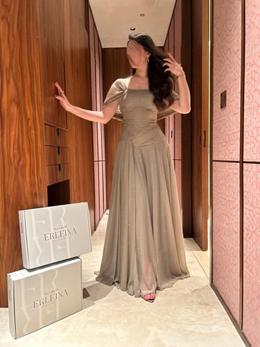 فستان ستريك رملي