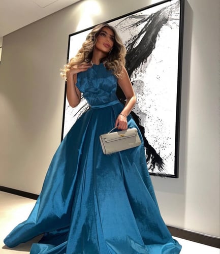 فستان بترولي سهرة