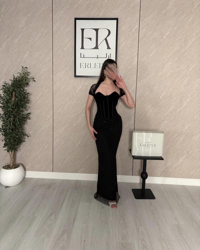 فستان بها اسود