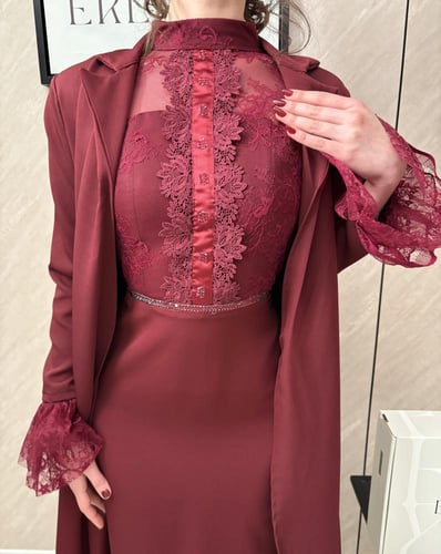 طقم قطعتين دانتيل